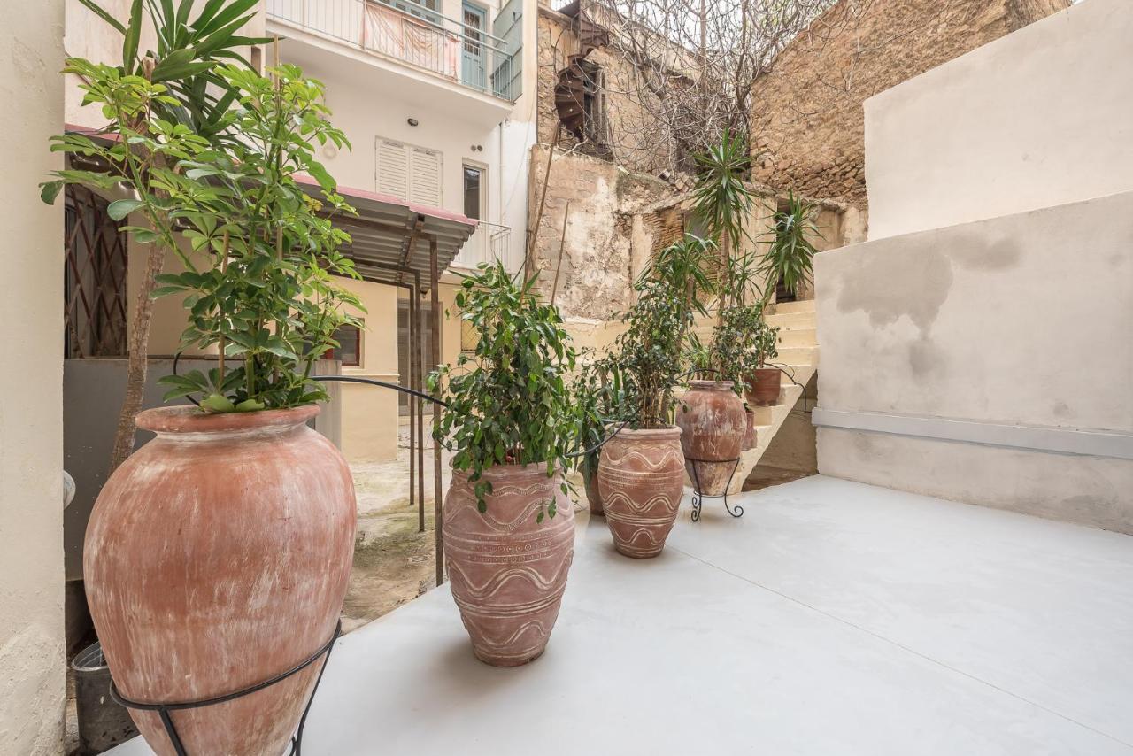 The Courtyard Oasis Apartment Athens Ngoại thất bức ảnh
