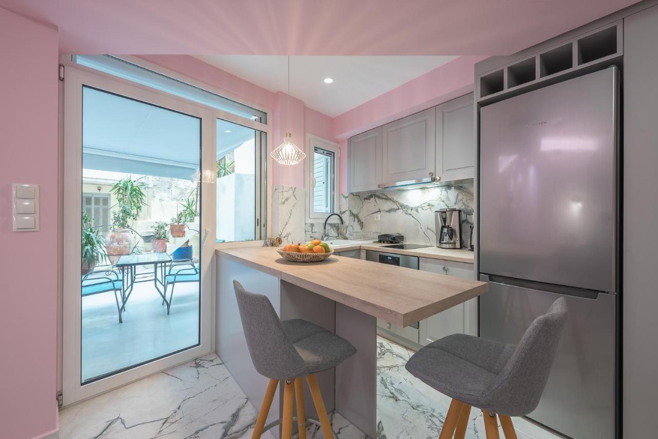 The Courtyard Oasis Apartment Athens Ngoại thất bức ảnh