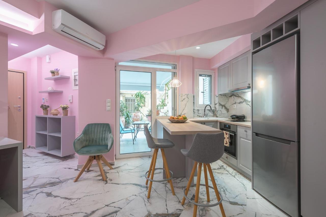 The Courtyard Oasis Apartment Athens Ngoại thất bức ảnh