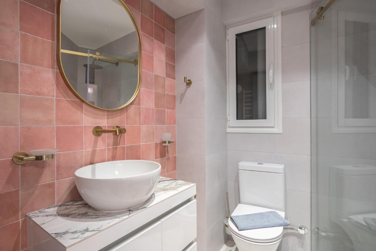 The Courtyard Oasis Apartment Athens Ngoại thất bức ảnh